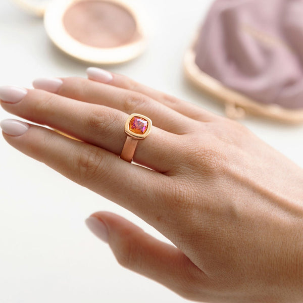 Melano Val Beauty Ring