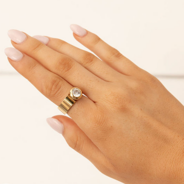 Melano Princess Ring