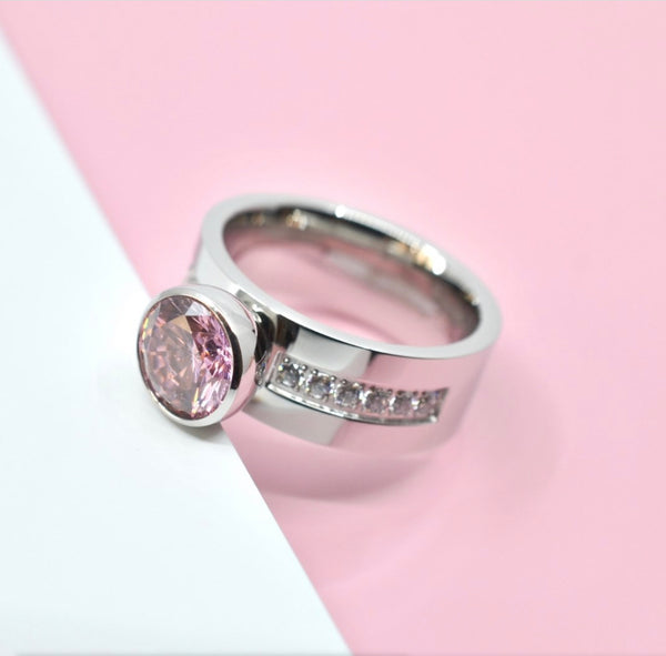 Tyra Pink Ring