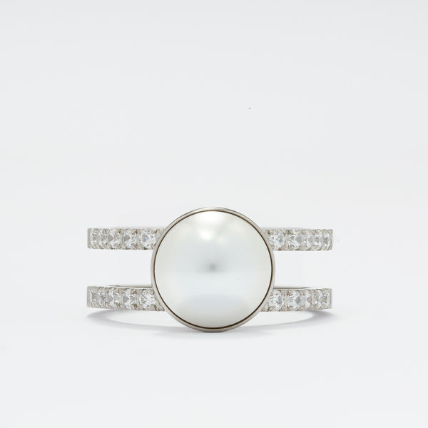 Pearly Trista Ring